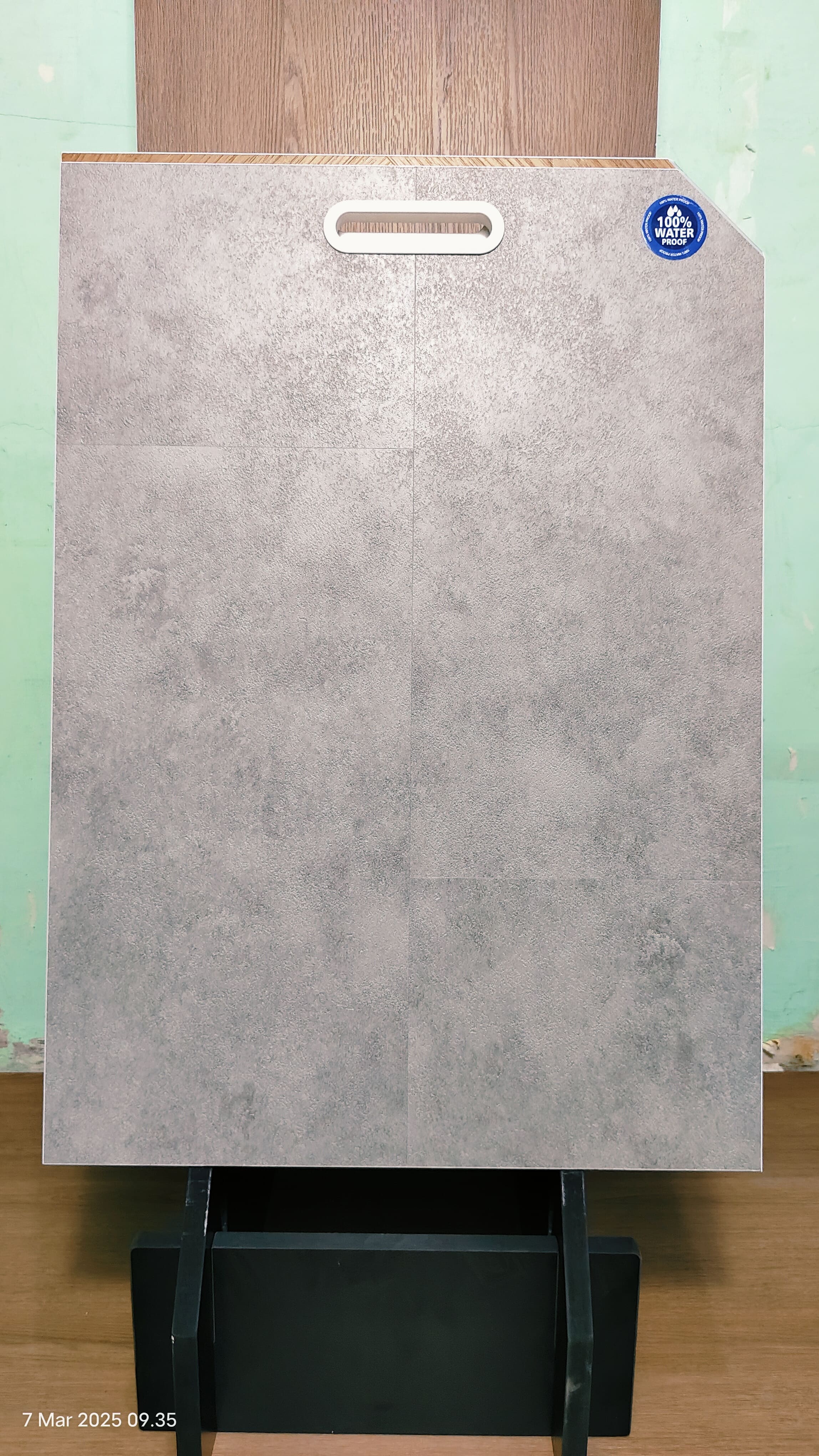 Kenapa Harus Pasang Lantai SPC Flooring Stone? Yuk, Cari Tahu!